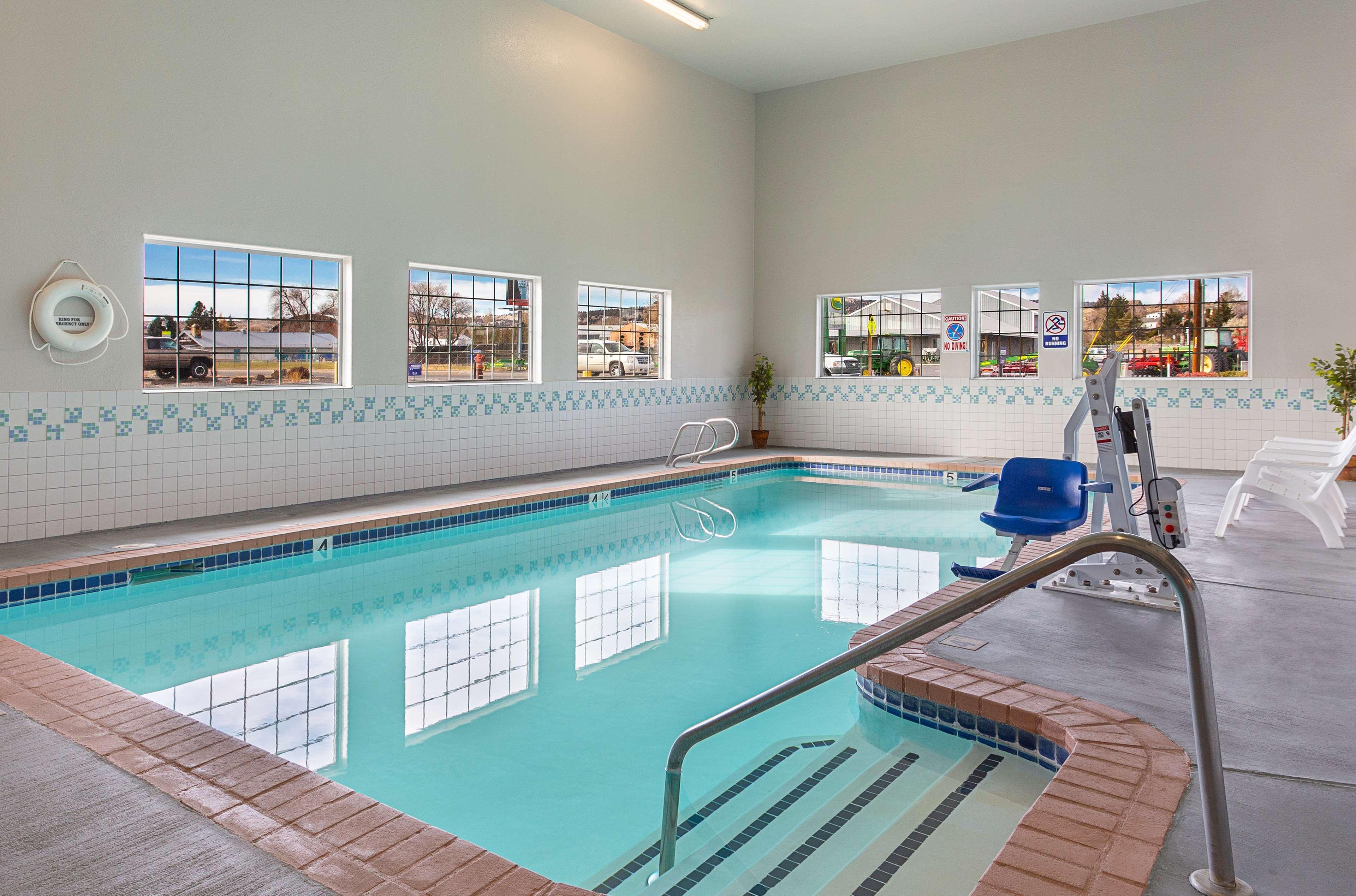 Americas Best Value Inn Burns Esterno foto