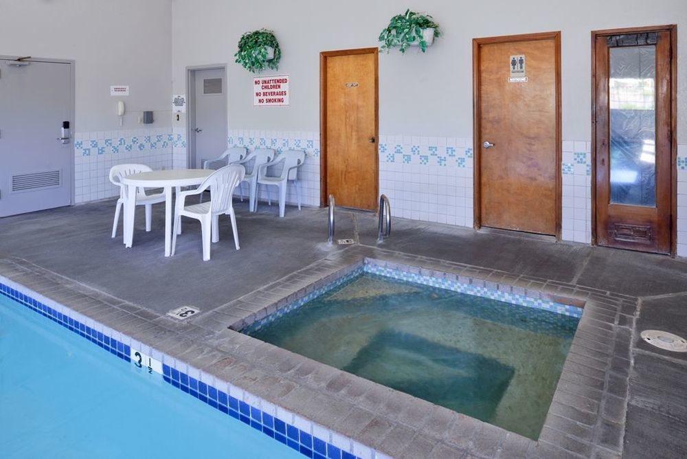 Americas Best Value Inn Burns Servizi foto