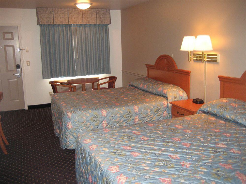 Americas Best Value Inn Burns Esterno foto