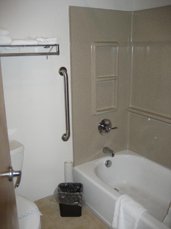 Americas Best Value Inn Burns Esterno foto
