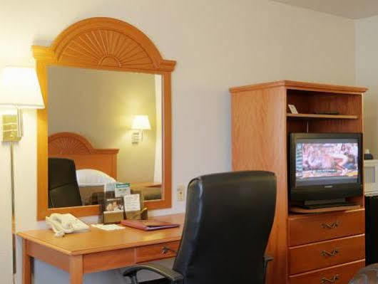 Americas Best Value Inn Burns Esterno foto